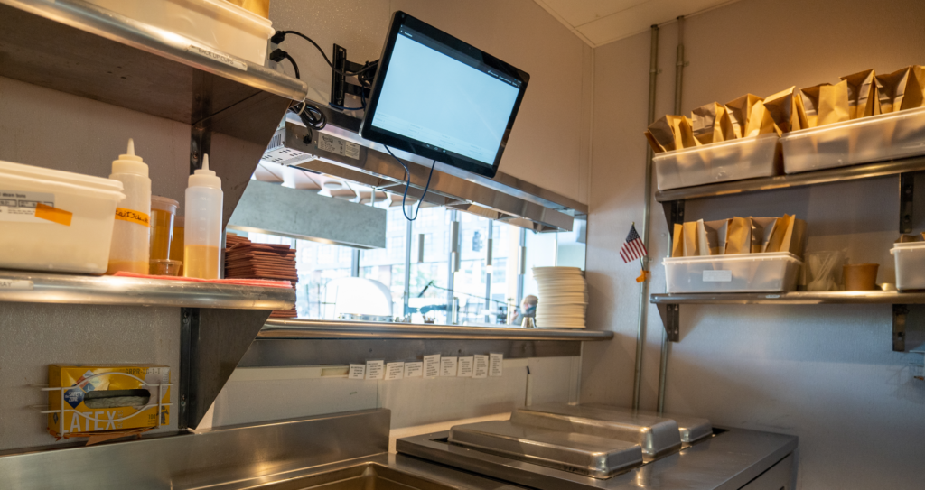 The Ultimate Guide to Specialized Storage for Restaurants, Wholesalers, and Electronics in Saudi Arabia